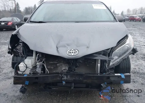 2015 Toyota Sienna Se 8 Passenger из США, поврежденный, VIN 5TDXK3DC7FS560070